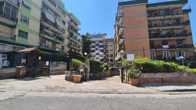 AUTORIMESSA A NAPOLI