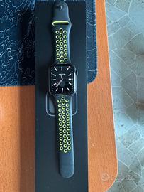 Apple Watch SE 44 mm nero
