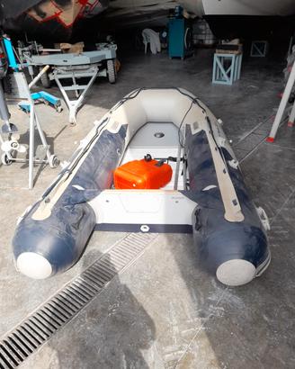 gommone 3m + Yamaha 9.9 2 tempi