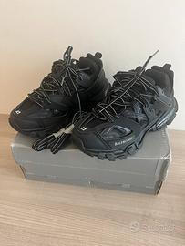 balenciaga track
