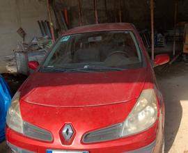 Renault Clio 2006 per neopatentati