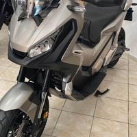 Honda X-ADV 750 - 2020 appena tagliandata