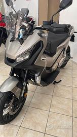 Honda X-ADV 750 - 2020 appena tagliandata