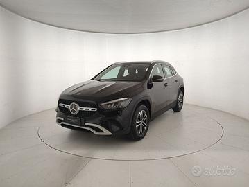 Mercedes-Benz GLA 250 e phev Advanced auto