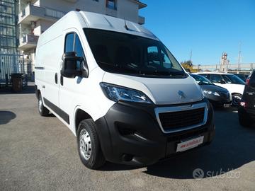 Peugeot Boxer 330 2.2 BlueHDi 140 S&S PM-TN Furgon