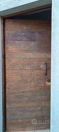 portone ingresso legno antico fatto a mano