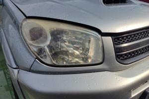 Proiettore destro TOYOTA RAV 4 del 2004