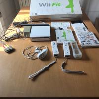 Console Wii + pedana Wii Fit