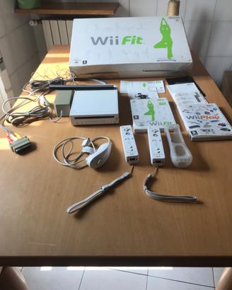 Console Wii + pedana Wii Fit