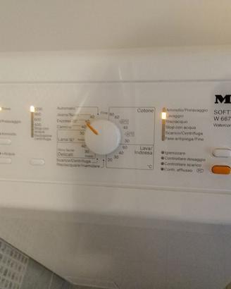 LAVATRICE CARICA DALL’ALTO MIELE W667