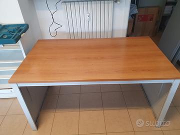 Scrivania professionale da ufficio 140×80 cm