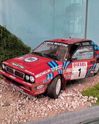 Modellino Lancia Delta HF.