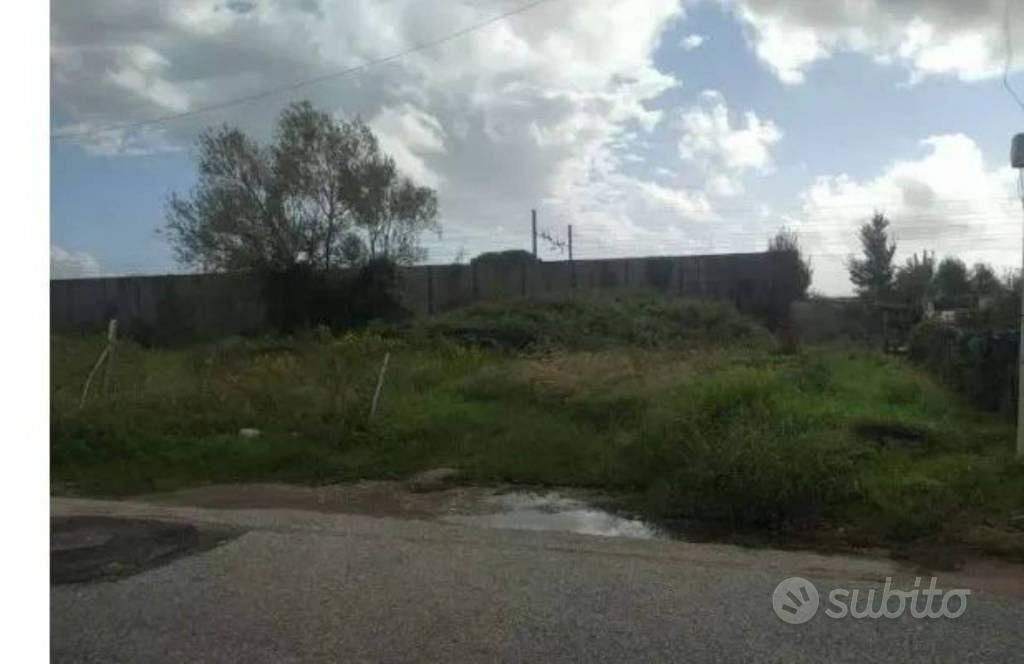Immobile in asta di 886 m² a Cascina - Vista 2