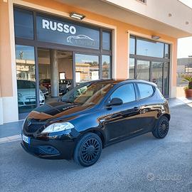 Lancia Ypsilon 1.2 69 CV 5 porte S&S Elefantino Bl