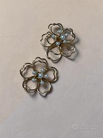 Orecchini a fiore con perline - Eleganti