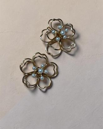 Orecchini a fiore con perline - Eleganti