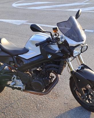 BMW F800R anno 2011 - 31.000 km - 64kw (87 cv)