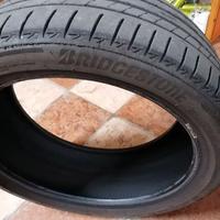 Pneumatico Bridgestone