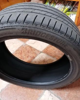Pneumatico Bridgestone