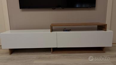 Elegantez mobile TV dal design moderno, color