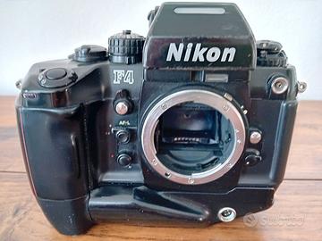 Nikon F4s, per pezzi di ricambio