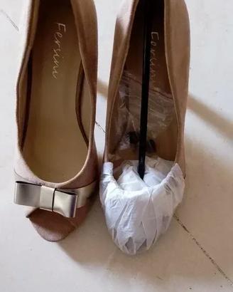 Scarpa donna Decoltè  Con Fiocco Oro Nr 37