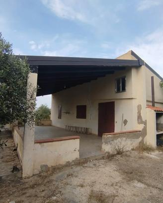 Casa indipendente con terreno piana marina manfria