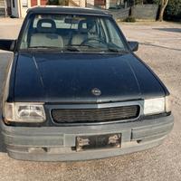 Ricambi usati Opel corsa A 1.2 benzina C12NZ