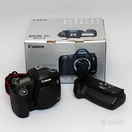 Canon EOS 5D Mark III con Battery Grip Originale