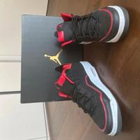 Scarpe nike Jordan mod. Courtside 23
