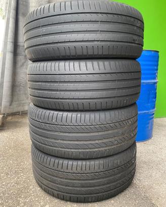 Gomme estive 255 45 R 19 100 V Pirelli Coninental
