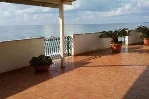 Quadrilocale sul mare