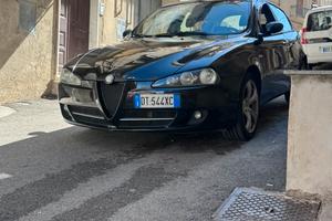 Alfa romeo 147 accetto  scambi