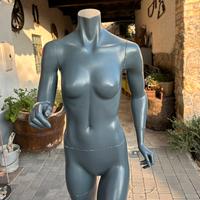 Manichino da esposizione donna