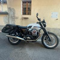 Moto Guzzi V7