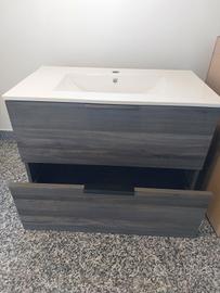 mobile sospeso bagno