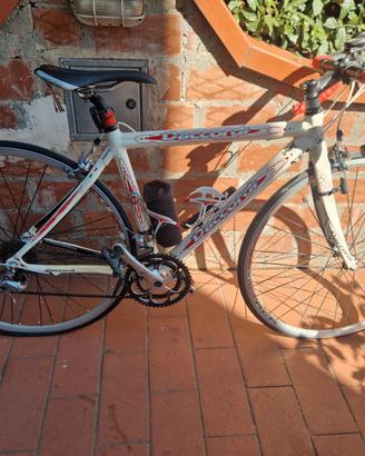 bicicletta da corsa marca Daccordi 