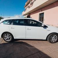 RICAMBI USATI TOYOTA AURIS STW HIBRID 2015