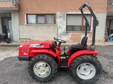 Trattore antonio carraro 3200
