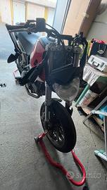 Ducati Hypermotard 796 A2 incidentata