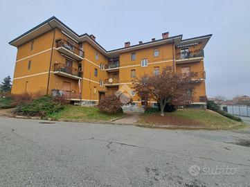 4 LOCALI A CAVAGLIÀ