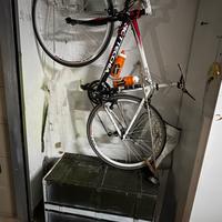 Bici da corsa in  alluminio