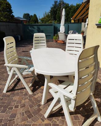 tavolo da giardino