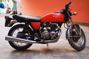 moto d'epoca Honda 400 Four  super sport