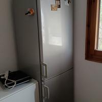 Frigorifero 4 ripiani con congelatore