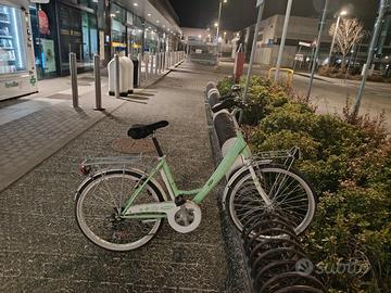 bicicletta donna Atala molto bella 