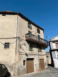 Casa indipendente su 3 piani