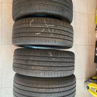 Gomme estive 255/45 R20