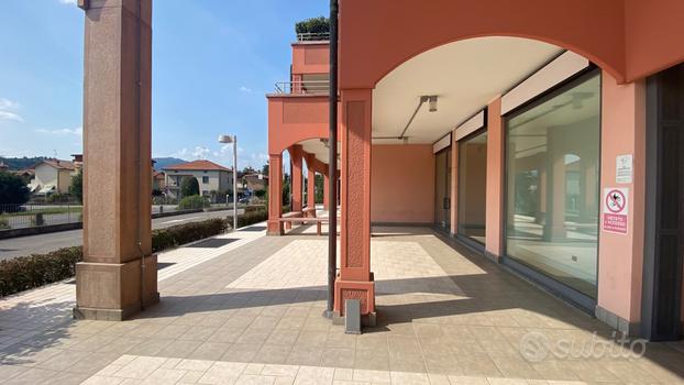 Negozio Villa d'Adda [Cod. rif 3190366ACG]