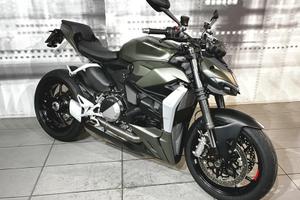 Ducati Streetfighter V2